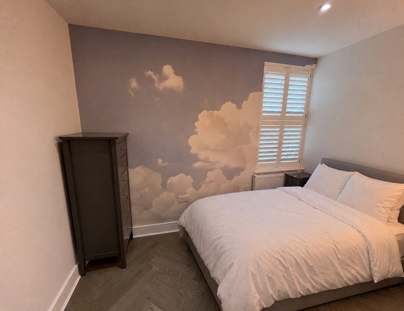 Room Connaught Road in Greater London