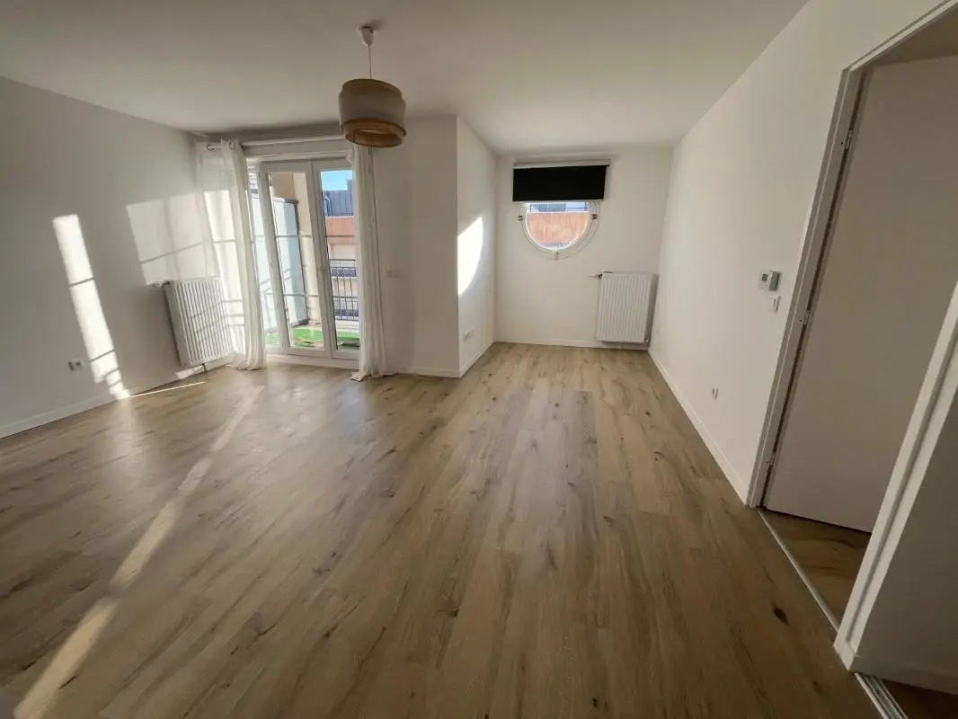 Flat Avenue Estienne d'Orves in Juvisy-sur-Orge