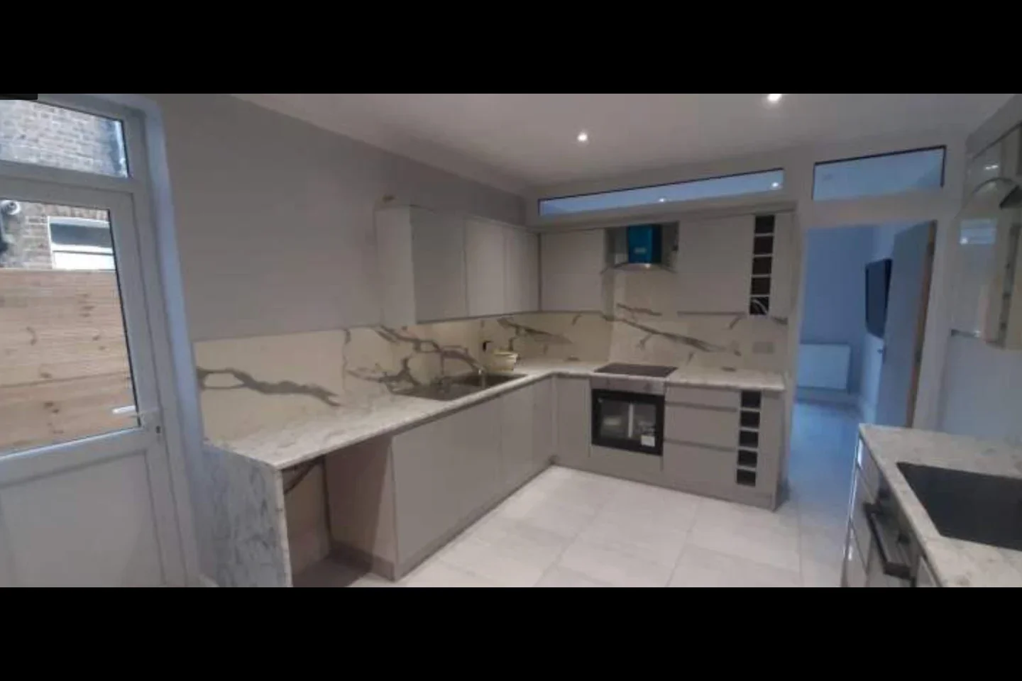 Room Brownhill Road in Greater London