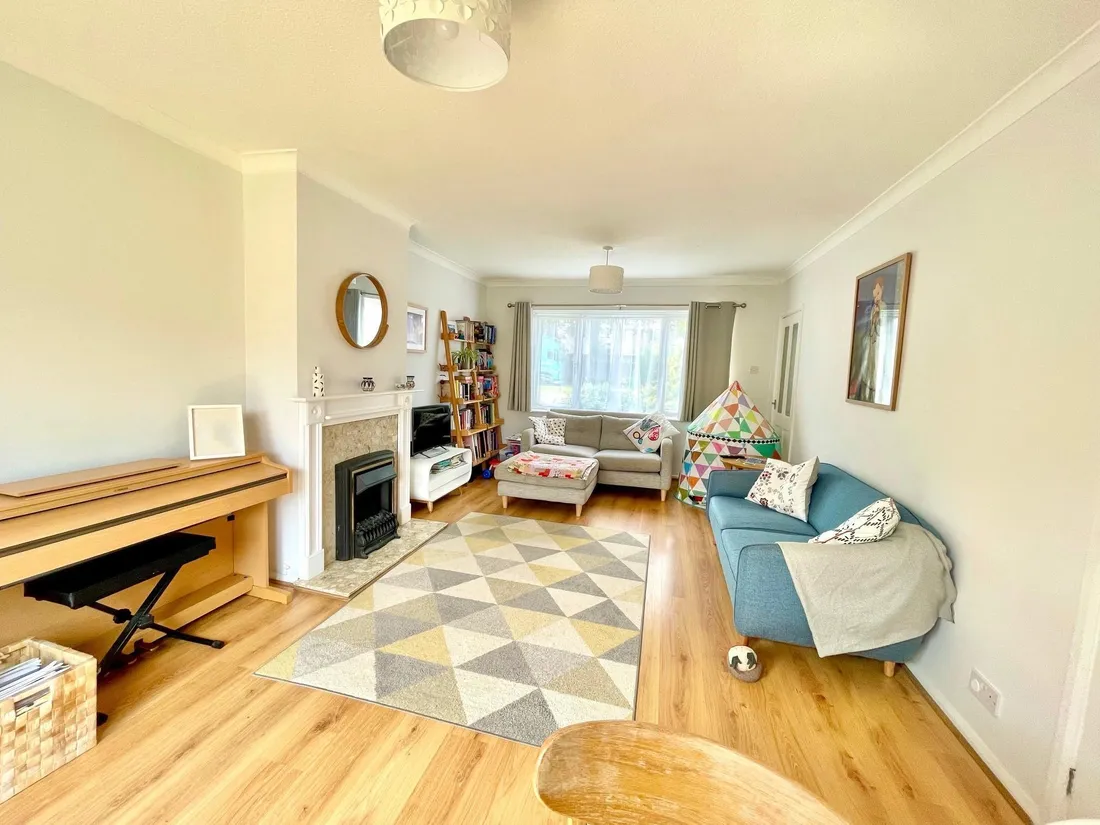 House Gabalfa Avenue in Cardiff