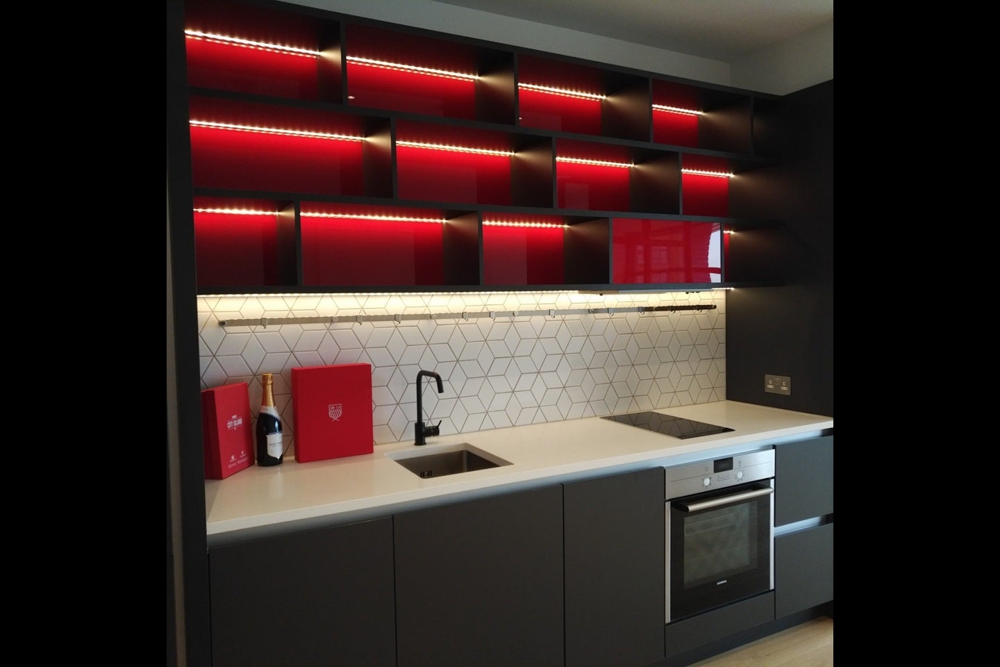 Flat Lyell Street in Greater London