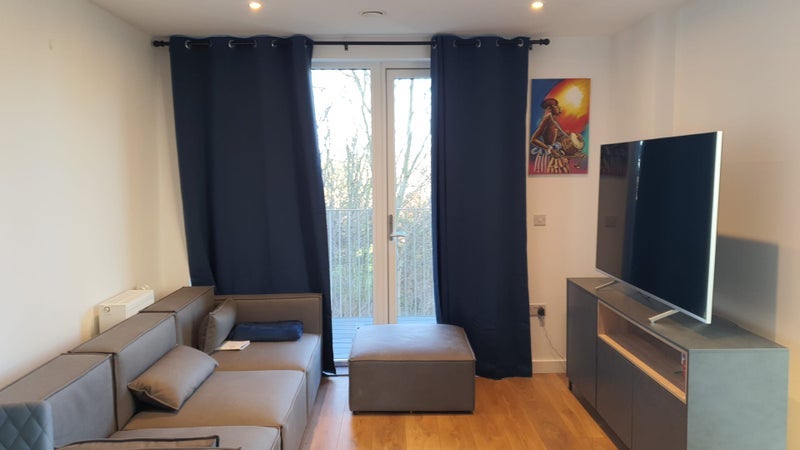 Room Mahindra Way in Greater London