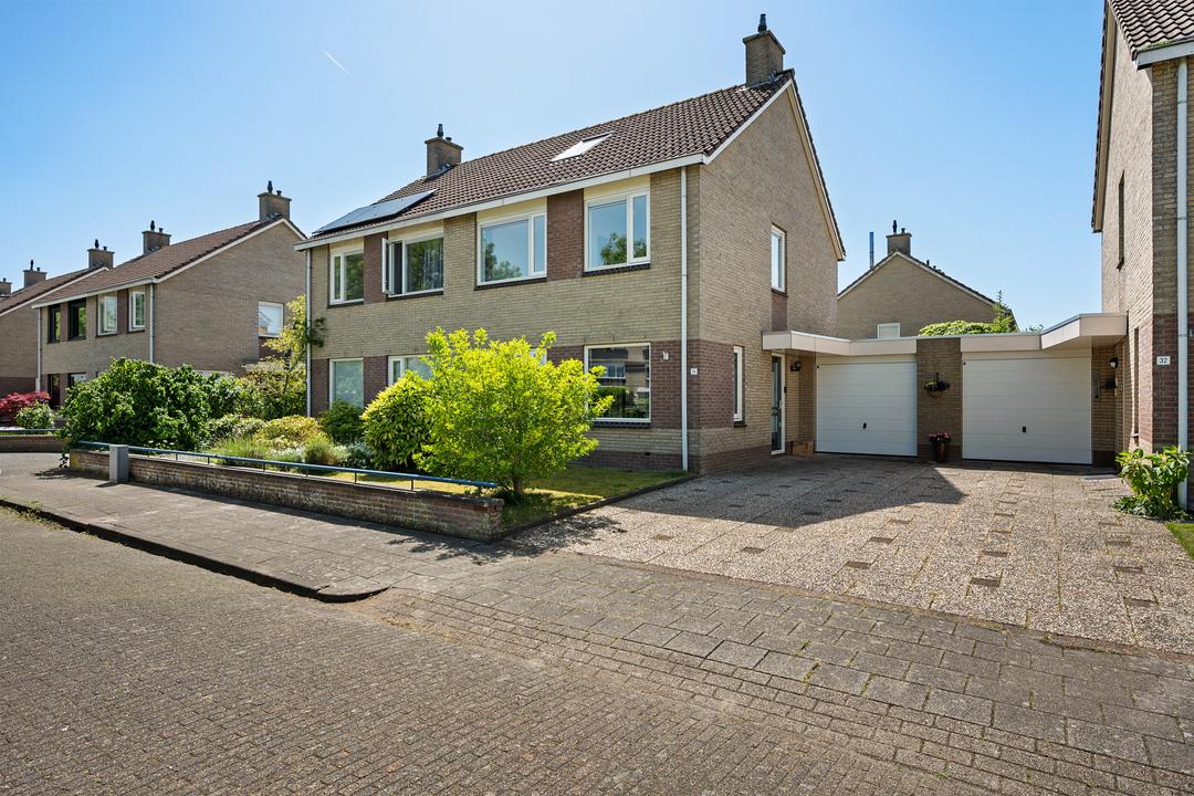 Tussenwoning te koop: de Swurden 34, Heerenveen