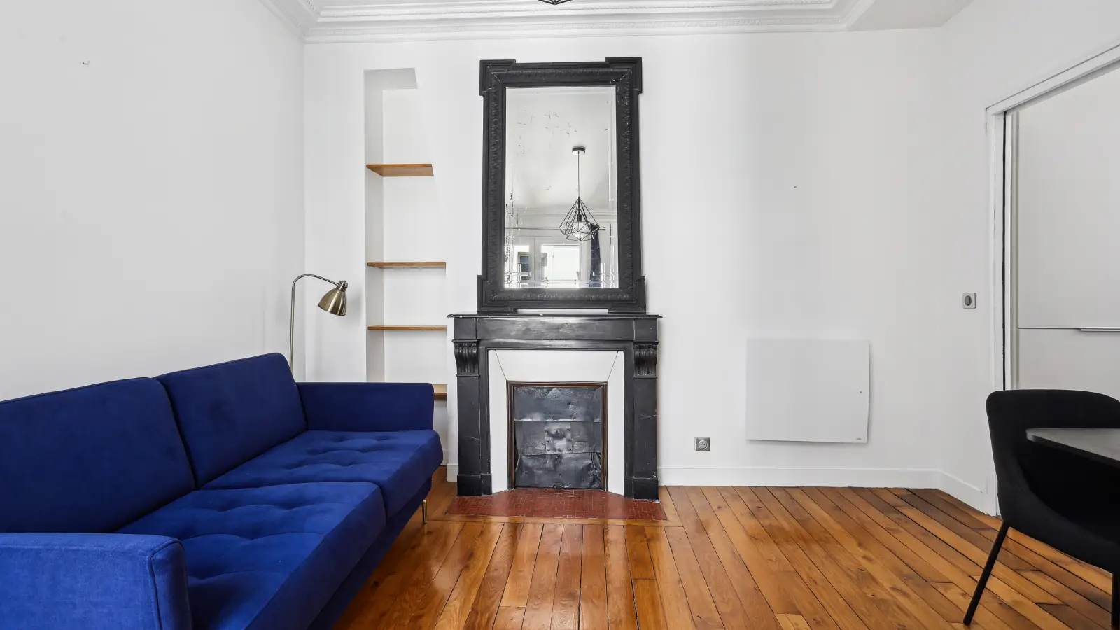 Flat Rue Mathurin Régnier in Paris