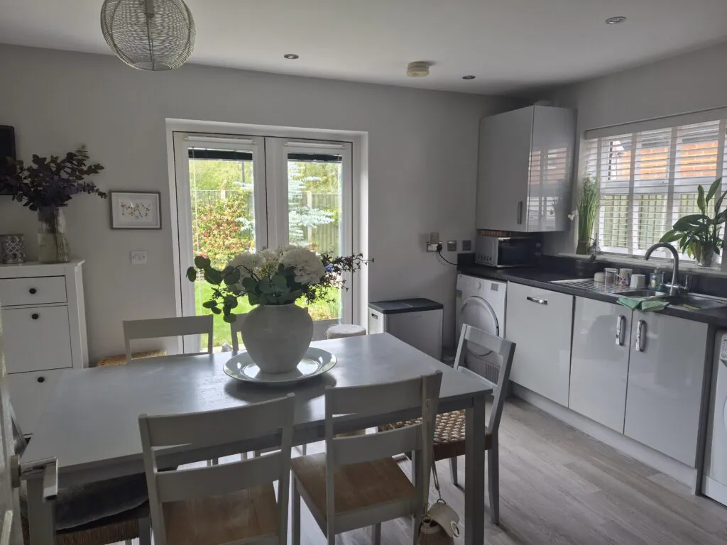 House De Havilland Gardens in Huntingdonshire