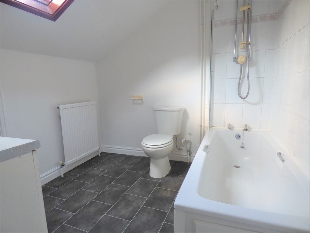 Flat Marsland Road in Trafford