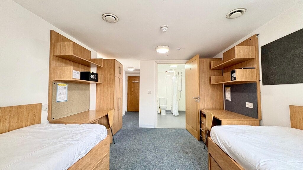 Room Southampton Row in Greater London