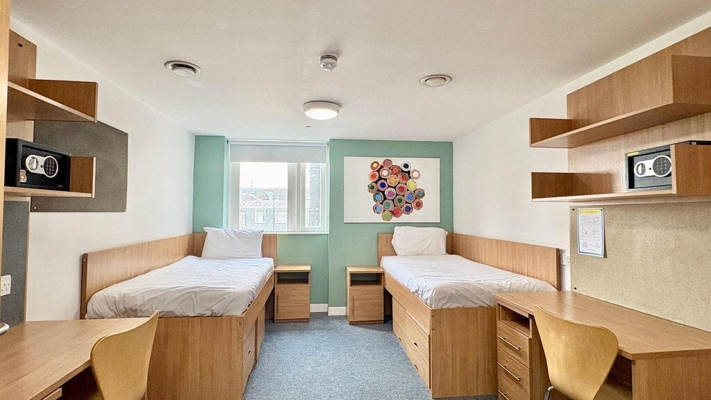 Room Southampton Row in Greater London