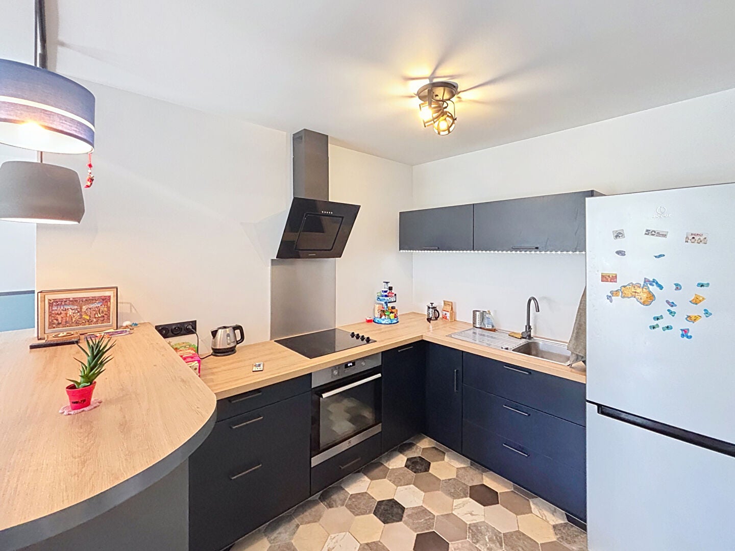 Flat Rue Marco Polo in Massy