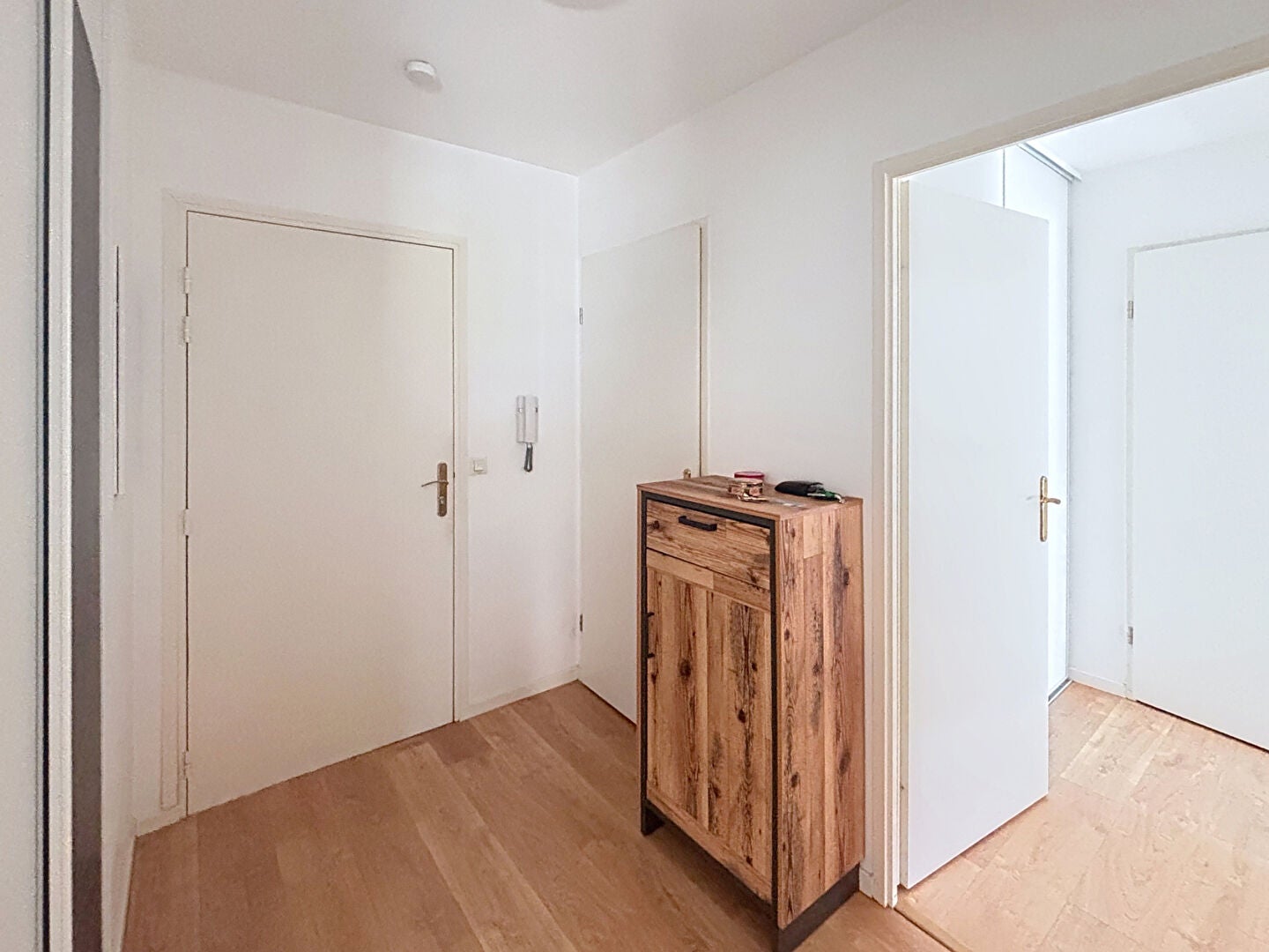 Flat Rue Marco Polo in Massy