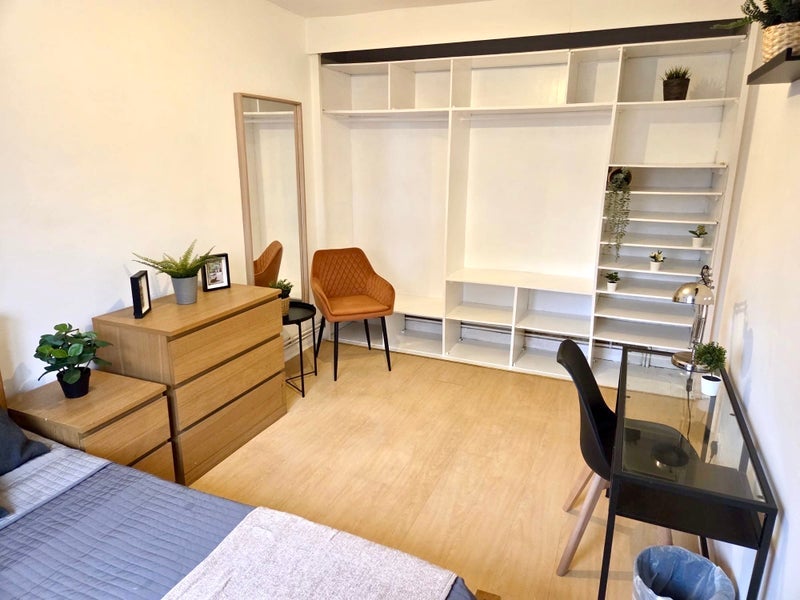 Room Clarence Lane in Greater London
