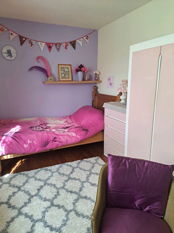 Room Main Street in Peterborough