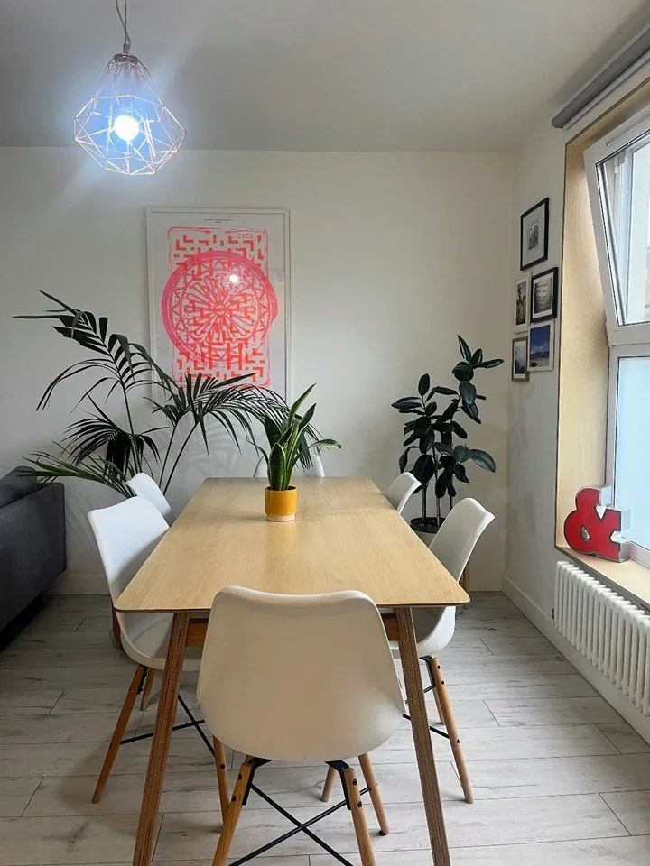 Flat Hackney Road in Greater London