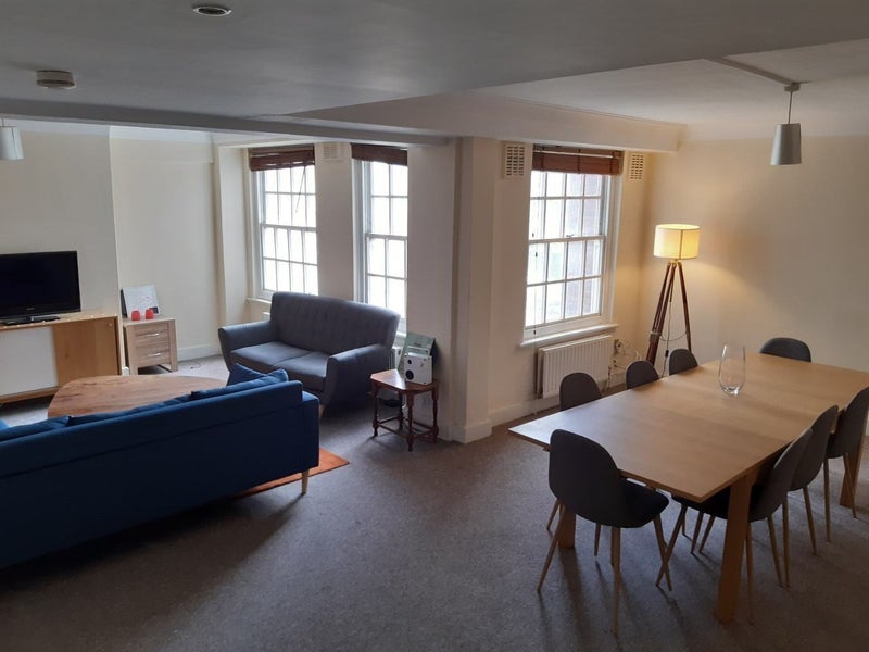 Room Edgware Road in City of Westminster