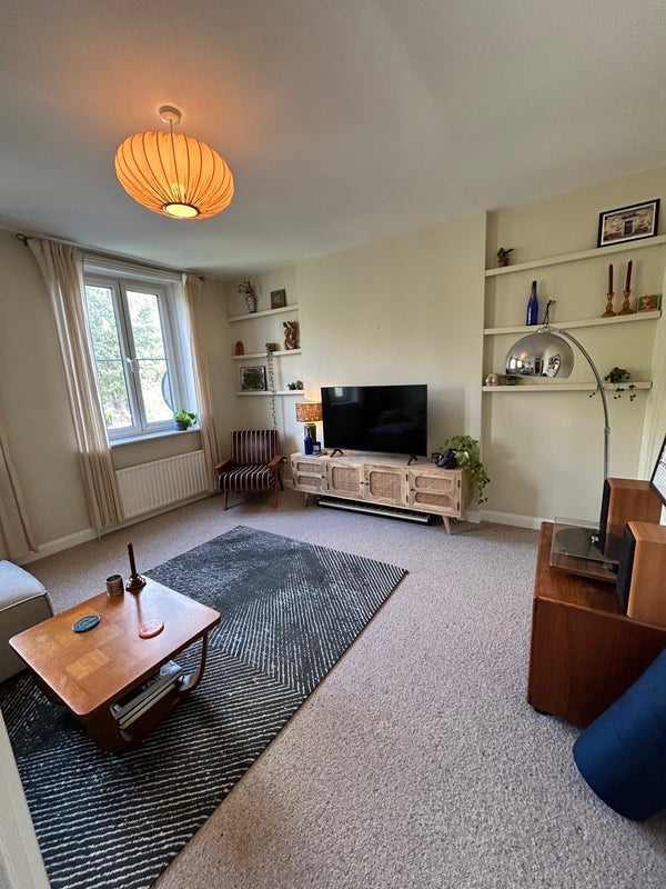 Room St Mary's Road in Greater London
