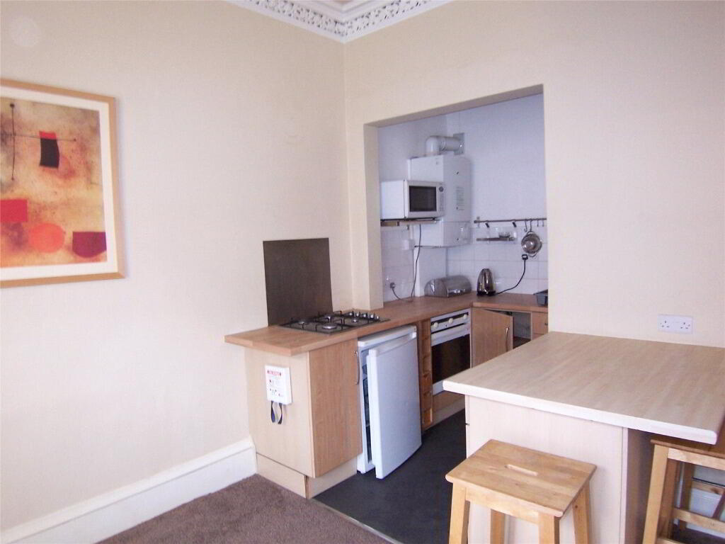Flat New Mart Road in City of Edinburgh