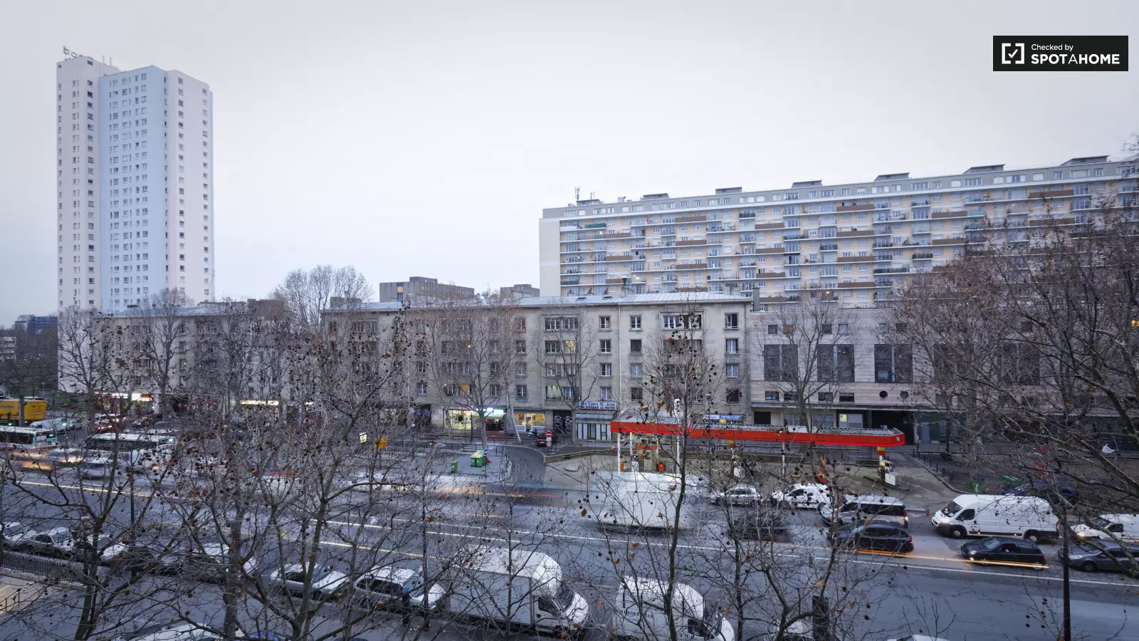 Flat Rue de la Chapelle in Paris