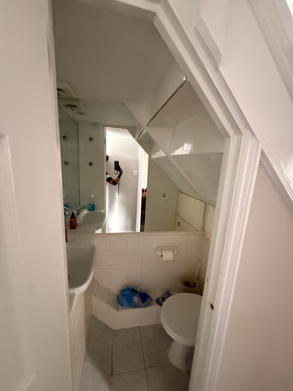 Room Woolwich Road in Greater London