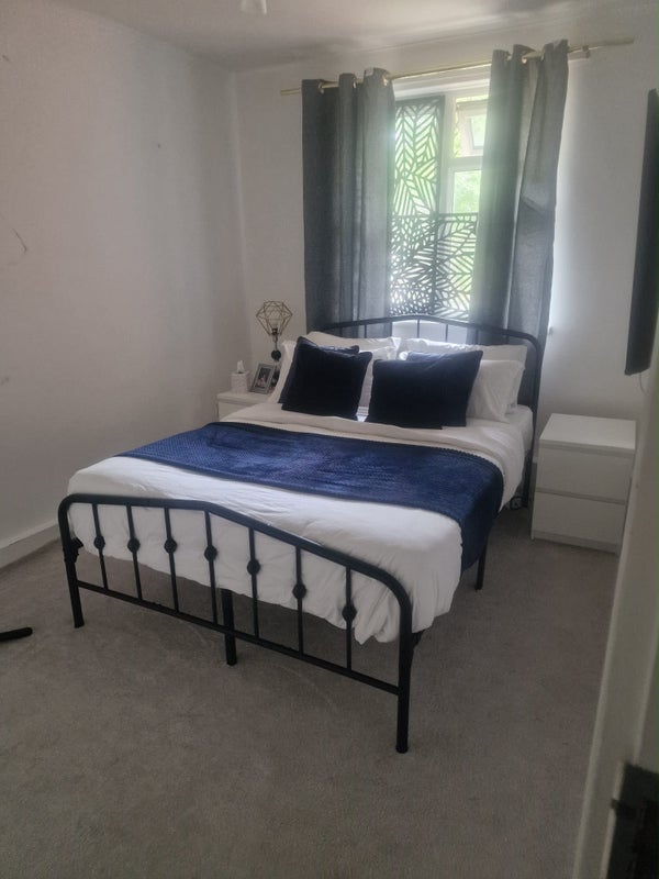 Room Lisgar Terrace in Greater London