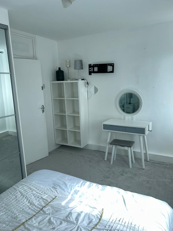 Room Lisgar Terrace in Greater London