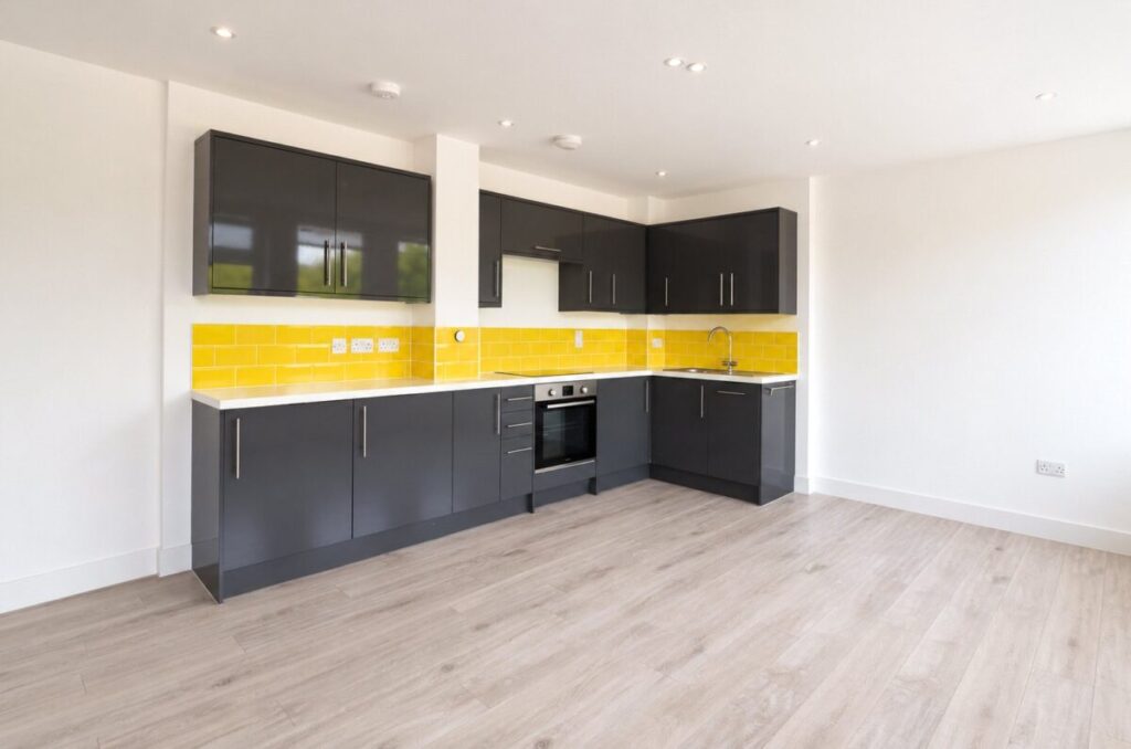 Flat Stockwood Road in Bristol