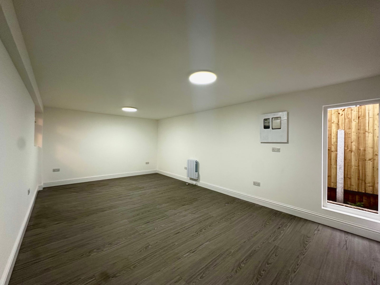 Flat Tamworth Lane in London