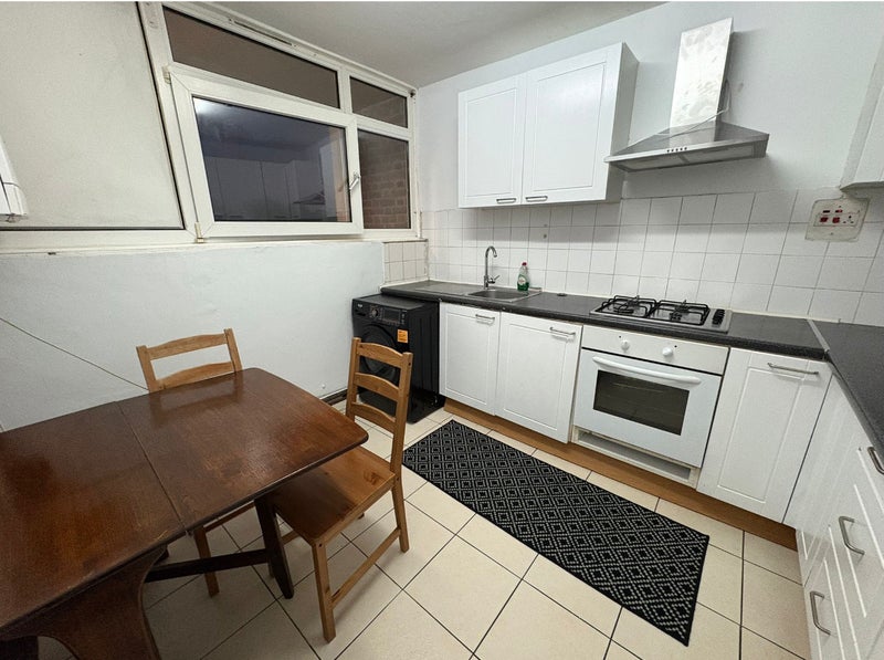 Room Rowstock Gardens in Greater London