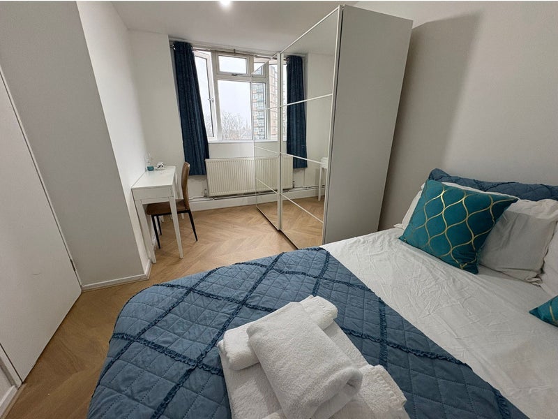 Room Rowstock Gardens in Greater London