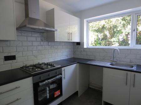 Flat North Gunnels in Basildon