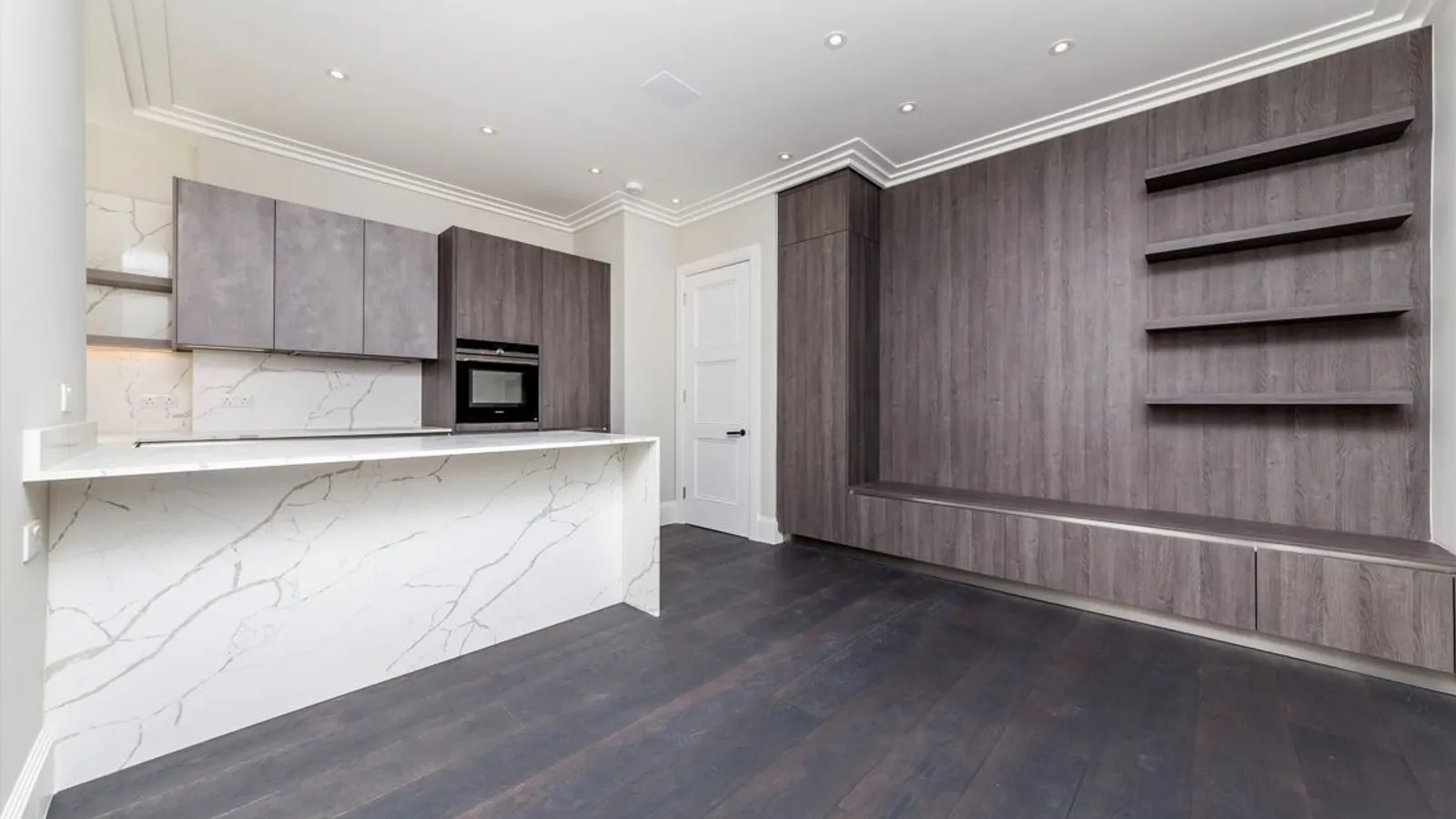 Flat Berkeley Street in City of Westminster