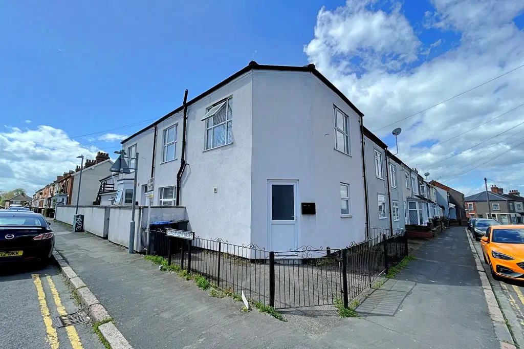 Flat Bridget Street in Rugby