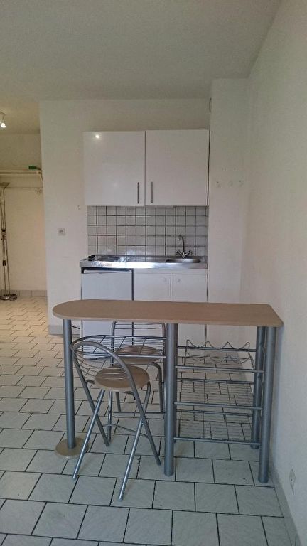 Appartement Avenue Aristide Briand à Évreux