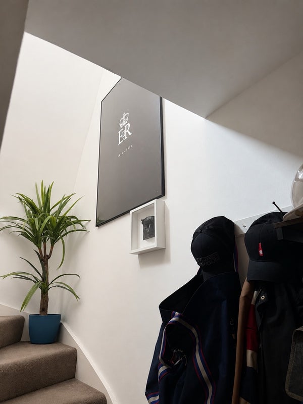Room Clapham Road in Greater London