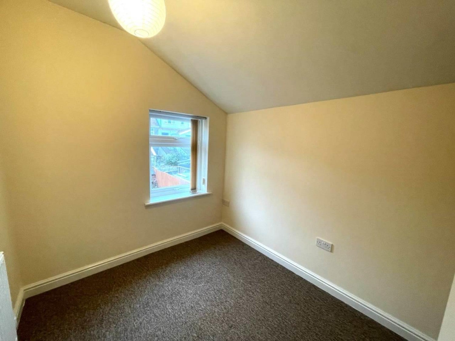 Flat Raymend Road in Bristol