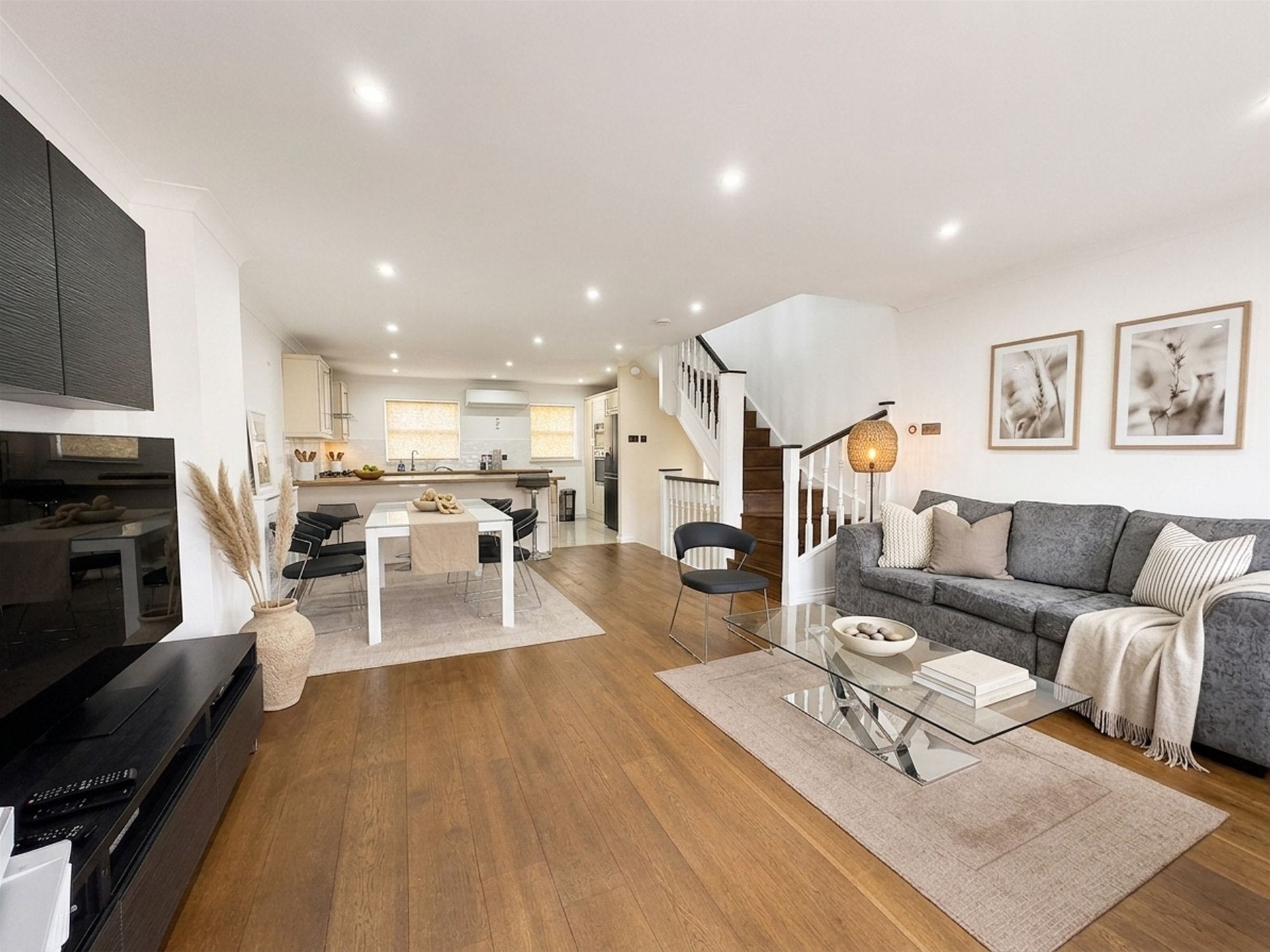 House Ribblesdale Avenue in Greater London