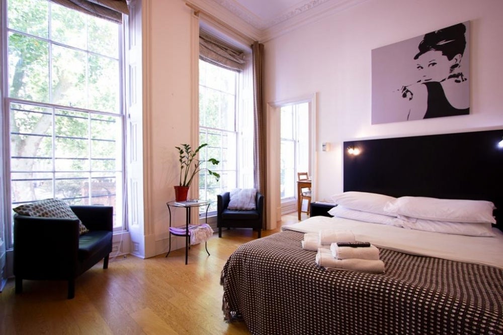 Flat Cartwright Gardens in Greater London