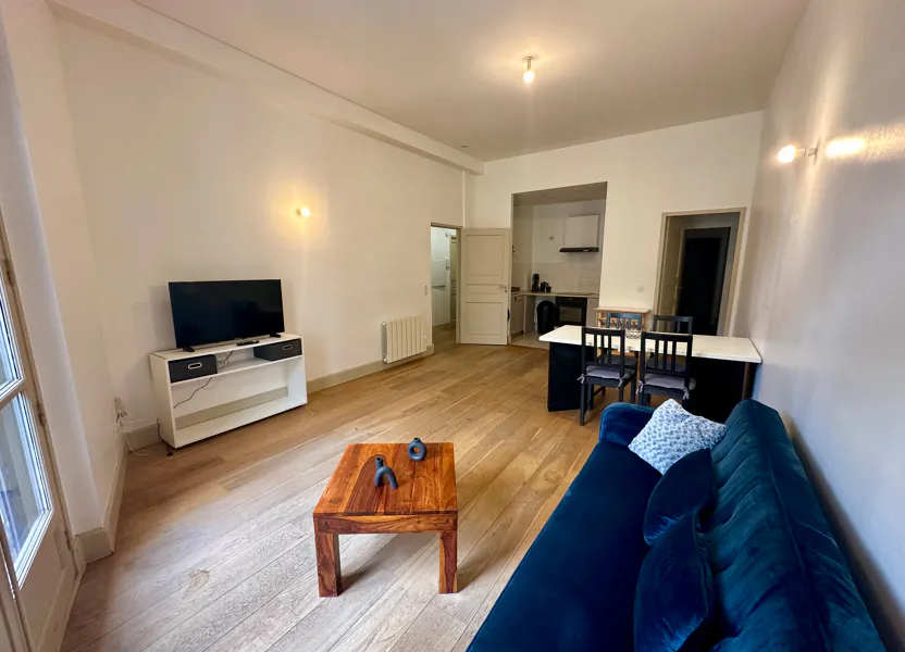 Flat Rue de l'Indépendance in Narbonne