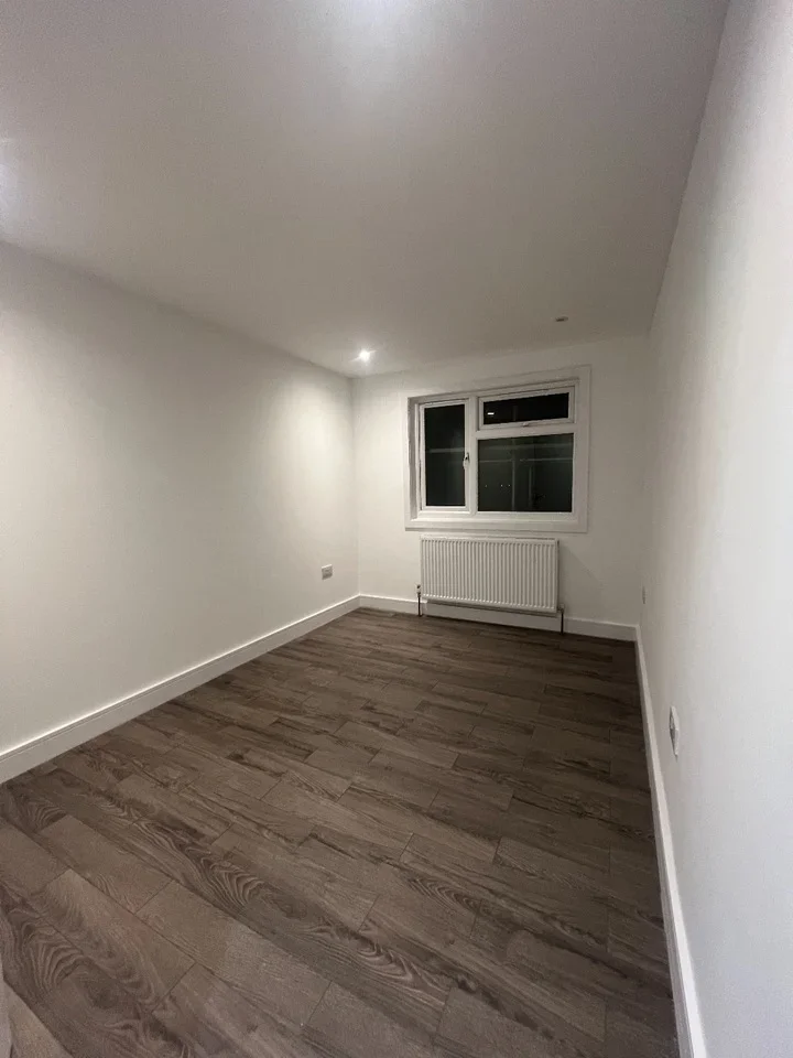 Flat Kimptons Mead in Hertsmere