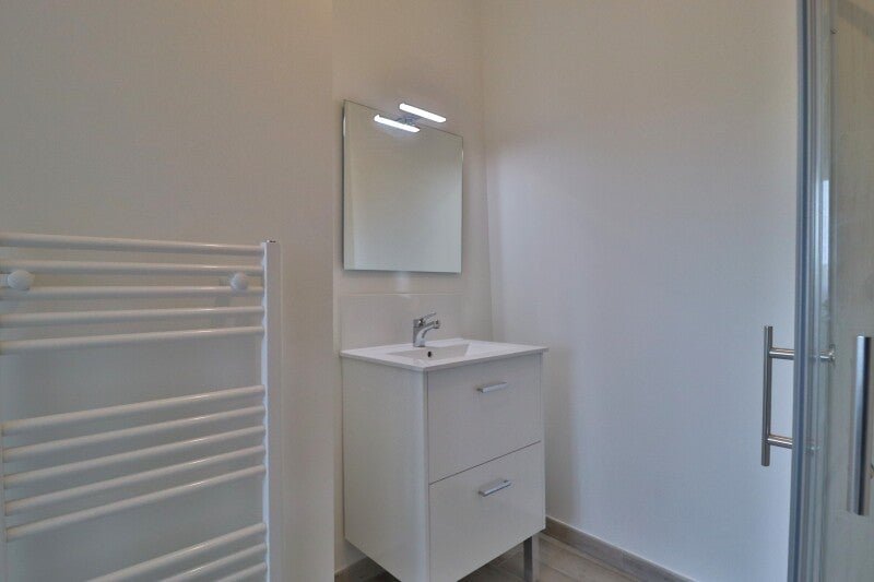 Room Rue Victor Hugo in Rosières-près-Troyes