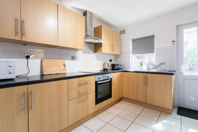 Flat Imperial Road in Nottingham