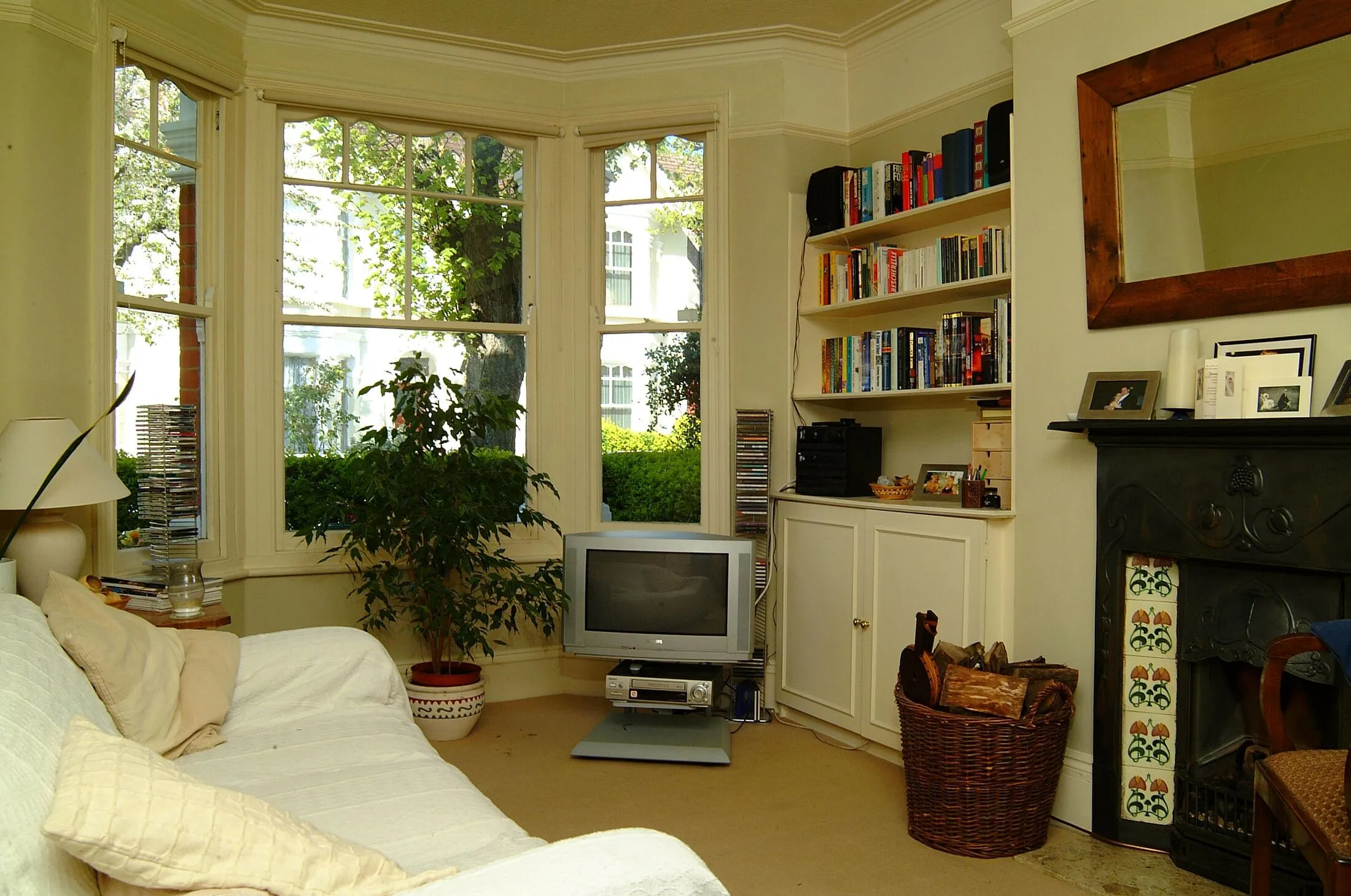 House Pulborough Road in Greater London