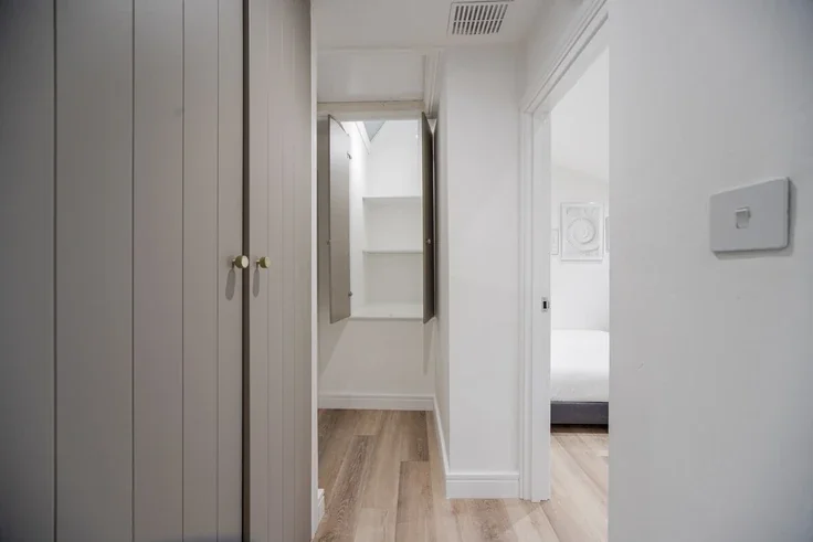 Flat Sussex Gardens in City of Westminster