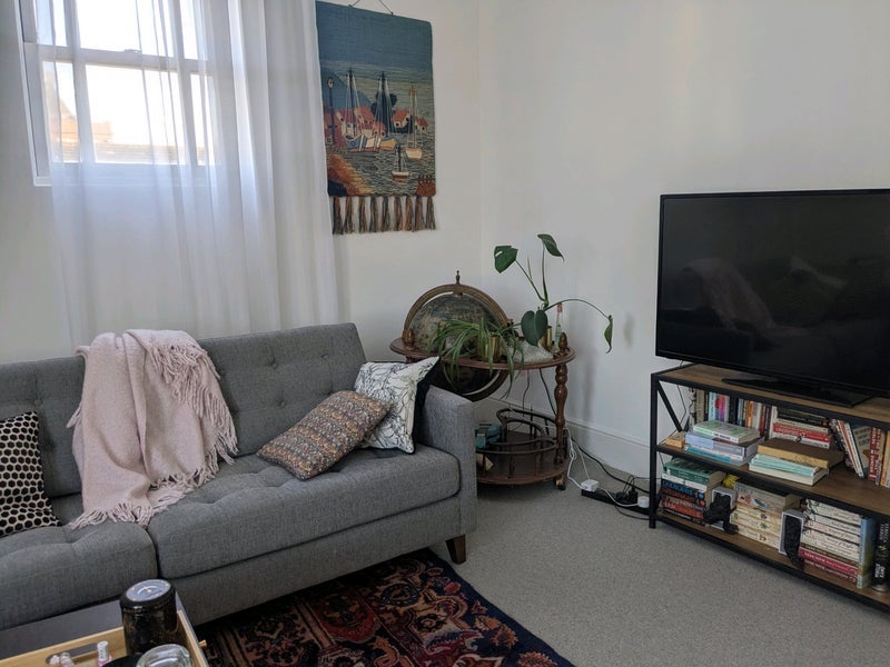 Room Middleton Road in Greater London