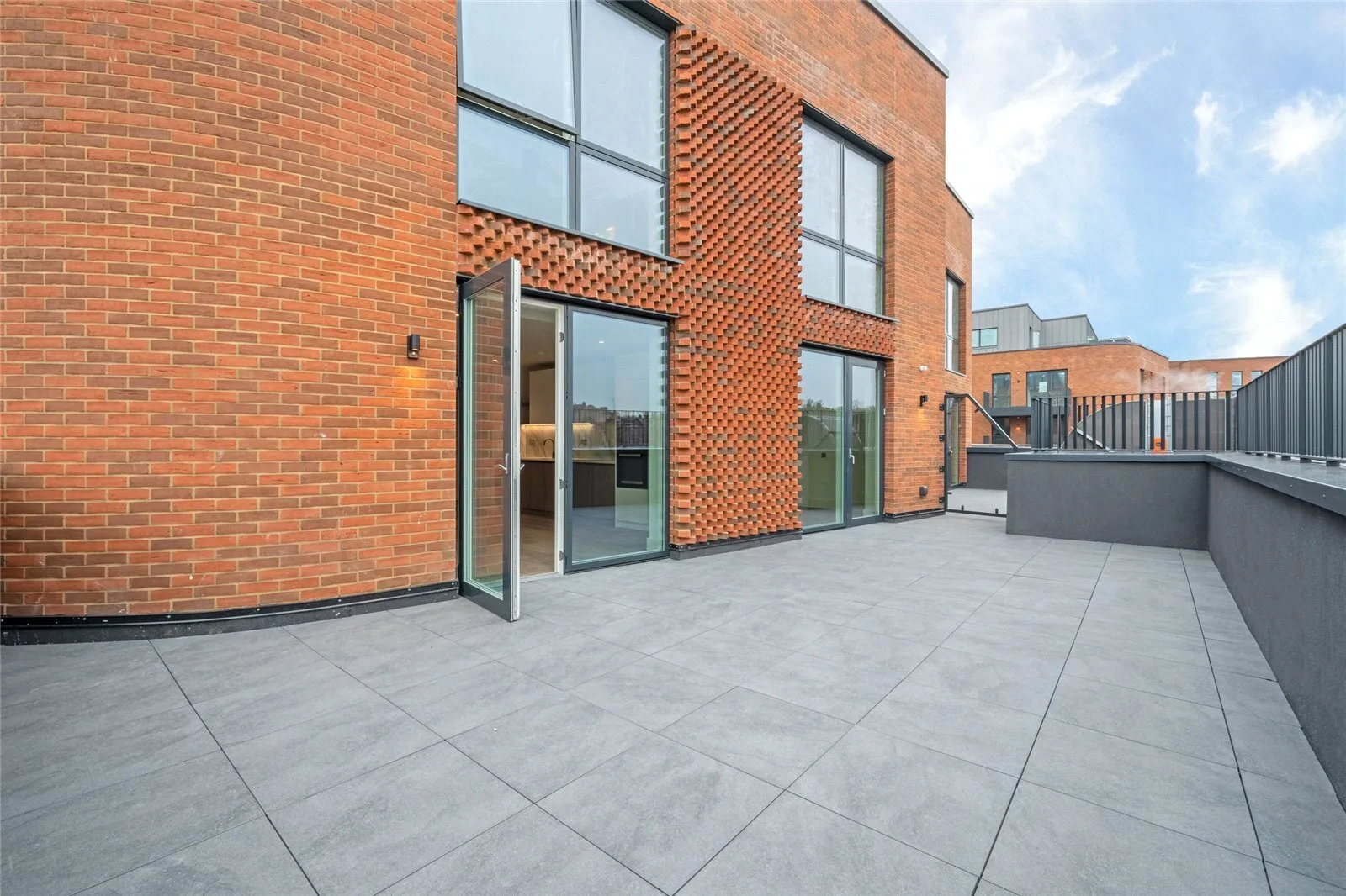 Flat West End Lane in Greater London