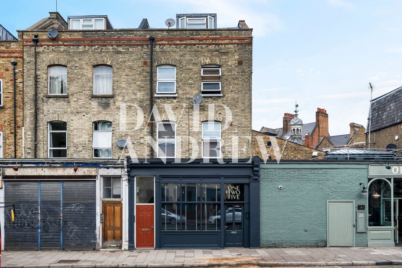 Flat Hanley Road in Greater London