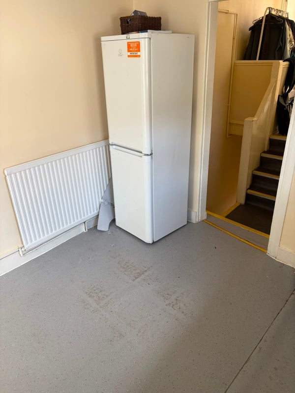 Room Markhouse Road in Greater London