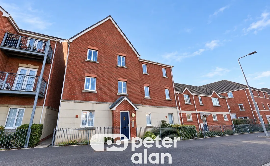 Flat Watkins Square in Cardiff