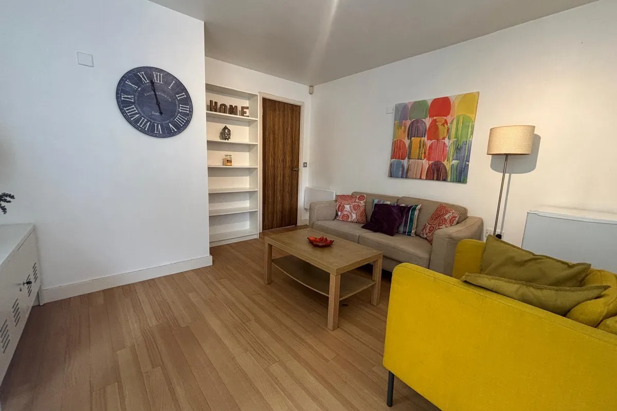 Flat Carisbrooke Road in Birmingham