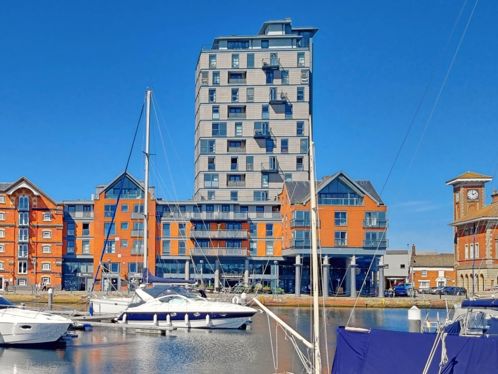 Flat Albion Wharf in Ipswich