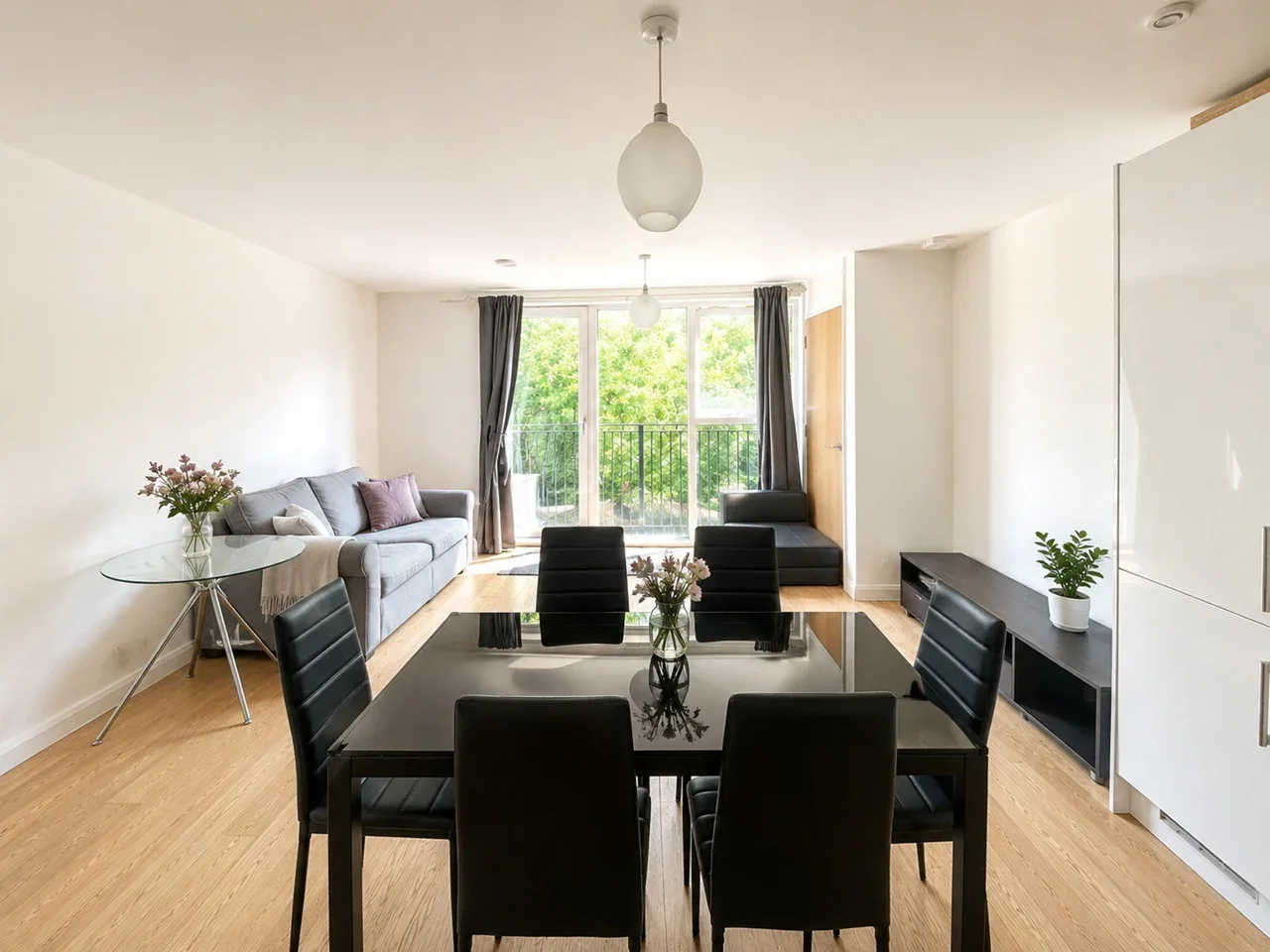 Flat Bow Road in Greater London